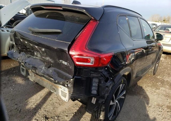 Volvo XC 40 cena 65900 przebieg: 29765, rok produkcji 2019 z Serock małe 37